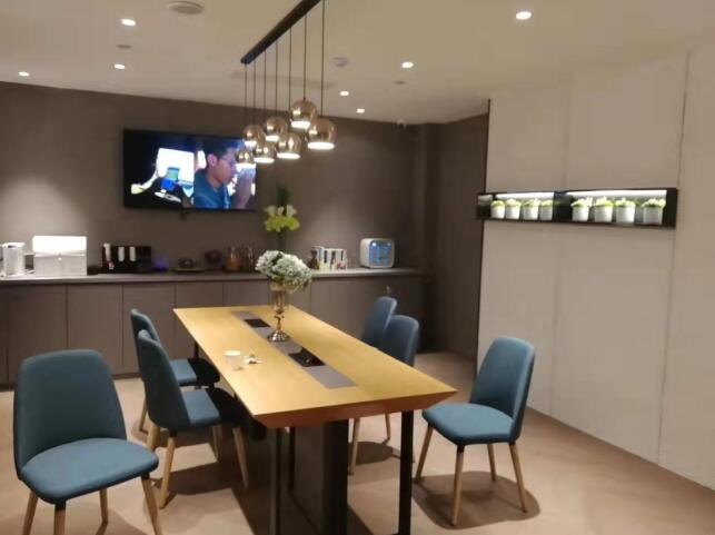 为公寓进行内部青岛展柜设计完工