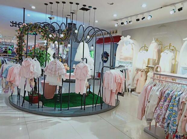 童装青岛展柜设计完成